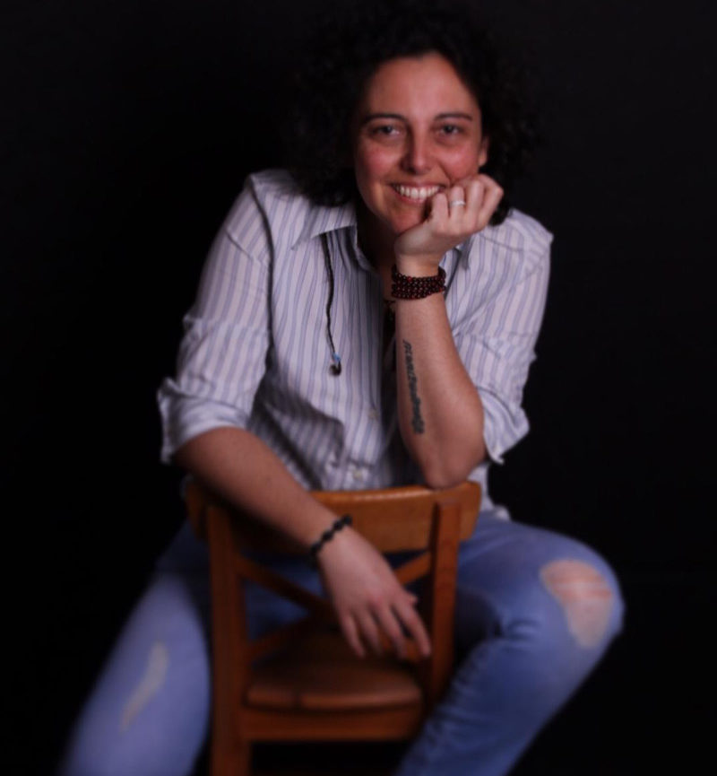 cropped-800X1200-photo-Anne-laure-1.jpg